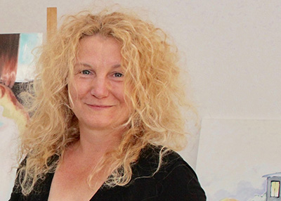 Kunstmarketing-Expertin für Künstler: Porträtfoto von Diana Achtzig